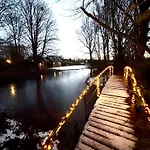Ijsselmeer بيت للعطل *